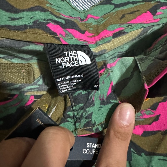 North Face swim trunks - Picture 4 of 5